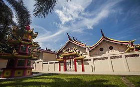 Oyo 987 Hotel Bina Darma